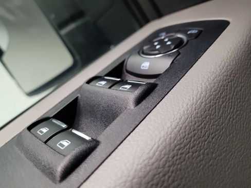 Used 2020 Ford F150 XL w/ Equipment Group 101A Mid RWD image 27