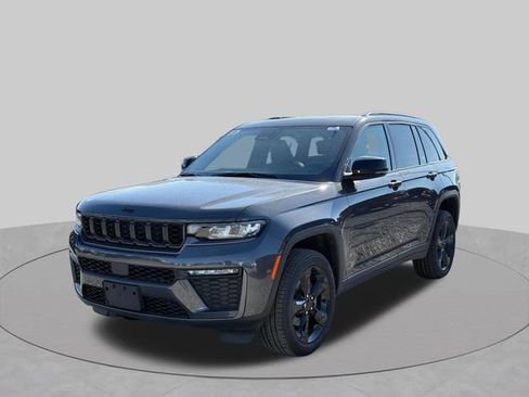 New 2026 Jeep Grand Cherokee Limited w/ Limited Altitude Package AWD/4WD image 10