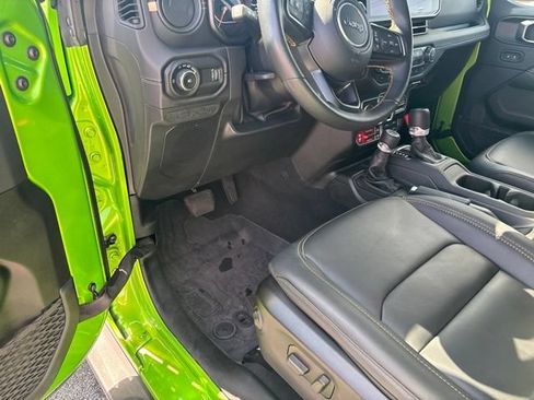 Used 2025 Jeep Wrangler Unlimited Rubicon 392 AWD/4WD image 16