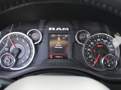 Used 2024 RAM 1500 Big Horn w/ Trailer Tow Group image 16