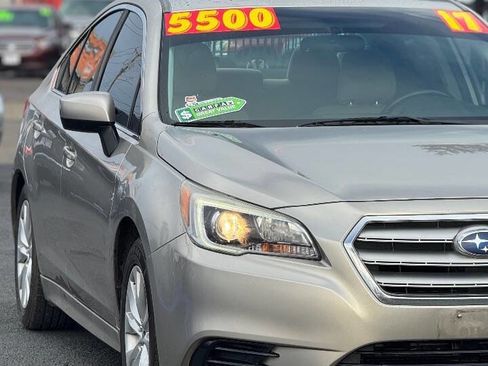 Used 2017 Subaru Legacy 2.5i Premium image 9