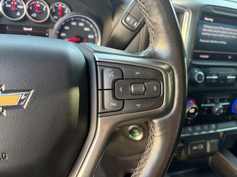 Used 2022 Chevrolet Silverado 2500 LT w/ Convenience Package AWD/4WD image 8