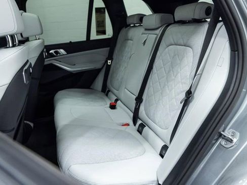 New 2026 BMW X5 xDrive40i w/ M Sport Package image 25