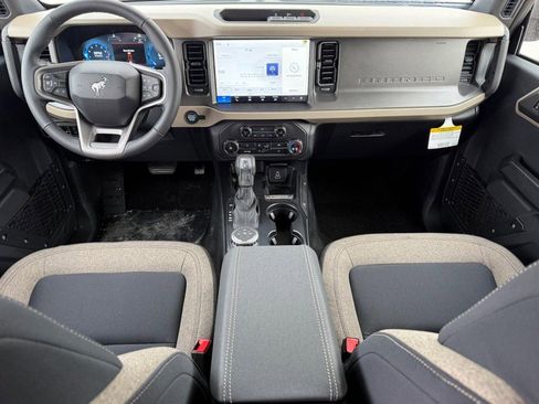 New 2026 Ford Bronco Big Bend image 6