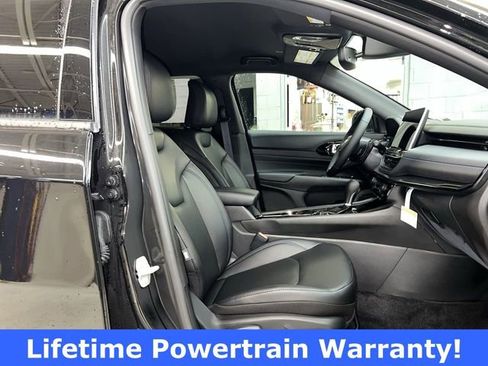 New 2026 Jeep Compass Limited image 19