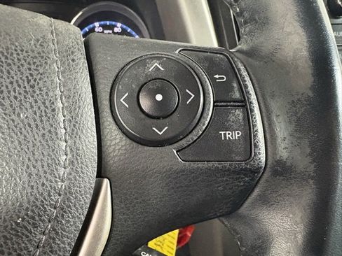 Used 2016 Toyota RAV4 XLE image 14