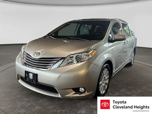 Used 2016 Toyota Sienna XLE AWD/4WD image 1