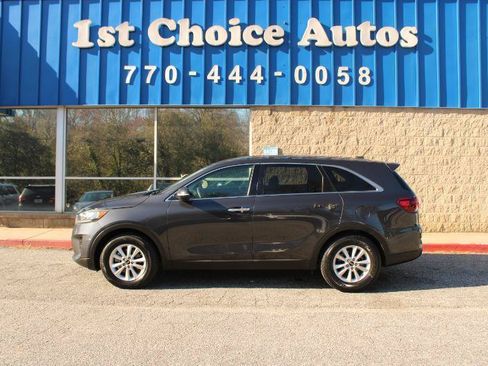 Used 2019 Kia Sorento FWD image 5