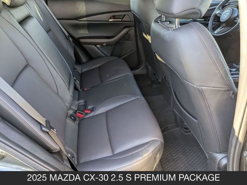 Used 2025 MAZDA CX-30 AWD 2.5 S w/ Premium Package image 37