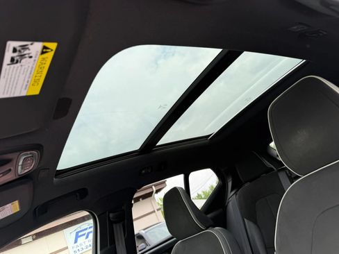 Used 2020 Volvo XC40 T4 R-Design w/ Protection Package FWD image 15