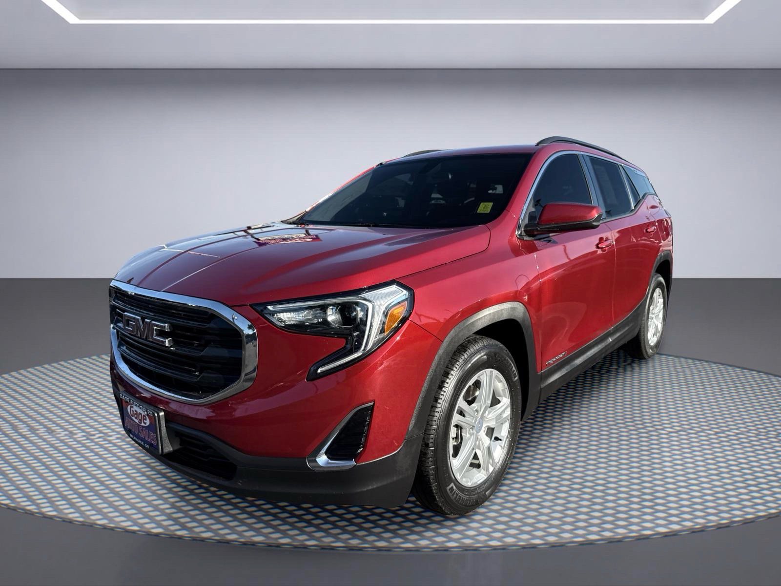 Used 2019 GMC Terrain SLE w/ Driver Convenience Package FWD image 2