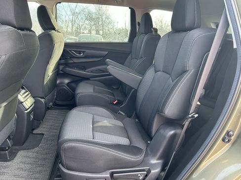 Used 2024 Subaru Ascent Premium w/ Convenience Package image 21