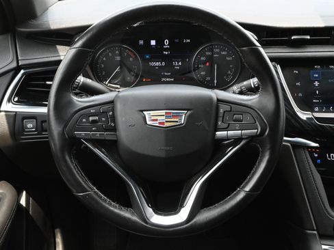 Certified 2023 Cadillac XT6 Premium Luxury w/ Technology Package AWD/4WD image 10