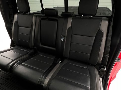 Used 2020 Ford F150 Raptor w/ Equipment Group 802A Luxury image 16