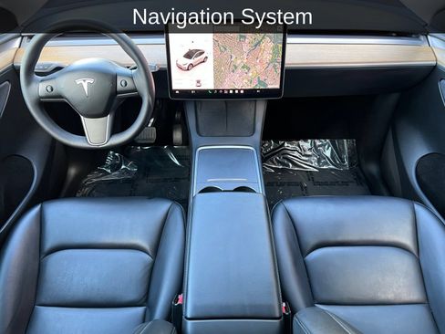Used 2023 Tesla Model Y Long Range AWD/4WD image 2