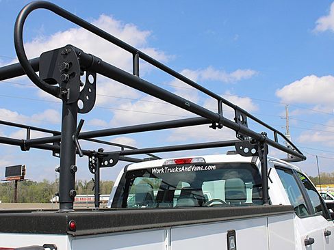 Used 2024 Ford F350 XL w/ Snow Plow Prep Package AWD/4WD image 9