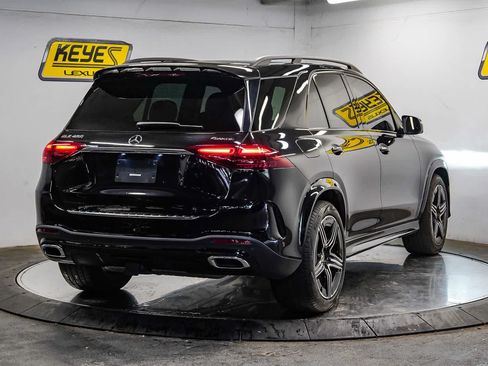 Used 2025 Mercedes-Benz GLE 450 4MATIC image 4