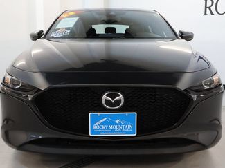 Used 2022 MAZDA MAZDA3 s FWD video 2