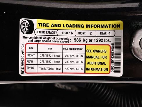 Certified 2020 Ford Explorer Platinum w/ Premium Technology Package image 58