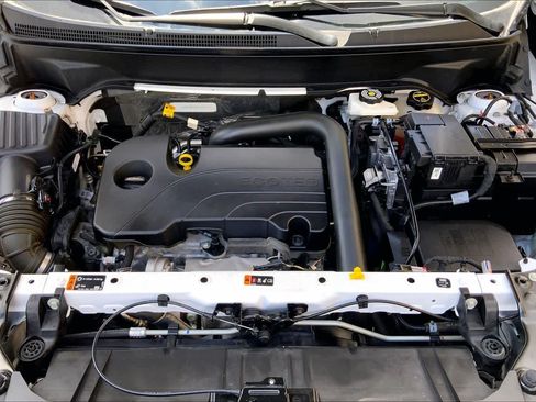 Used 2024 GMC Terrain SLE FWD image 30