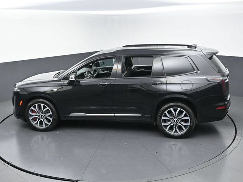 Used 2024 Cadillac XT6 Sport w/ Technology Package AWD/4WD image 46