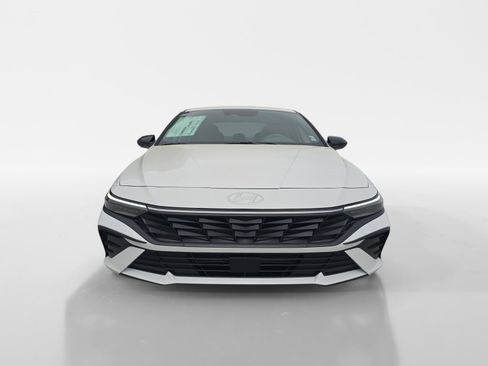 New 2026 Hyundai Elantra SEL Sport Premium image 8
