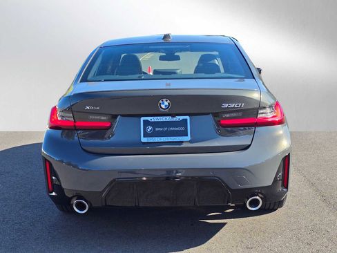 Used 2026 BMW 330i xDrive Sedan w/ M Sport Package AWD/4WD image 4
