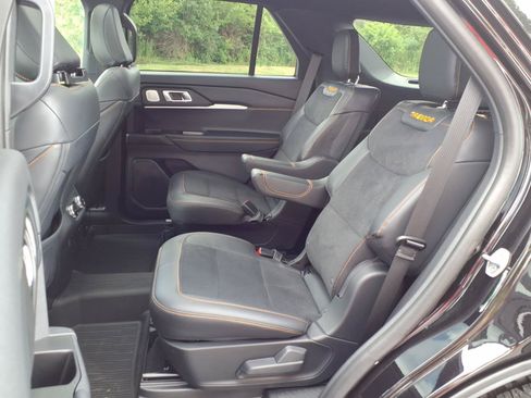 Used 2026 Ford Explorer Tremor w/ Tremor Ultimate Package AWD/4WD image 16