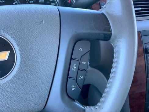 Used 2011 Chevrolet Silverado 2500 LTZ w/ LTZ Plus Package image 25