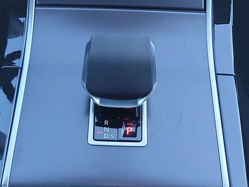 New 2026 Land Rover Range Rover Velar Dynamic SE image 20