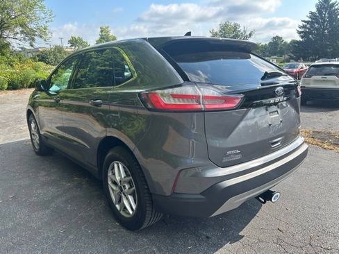 Used 2021 Ford Edge SEL w/ Convenience Package AWD/4WD image 5