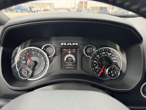 Used 2024 RAM 2500 Big Horn w/ Sport Appearance Package image 15