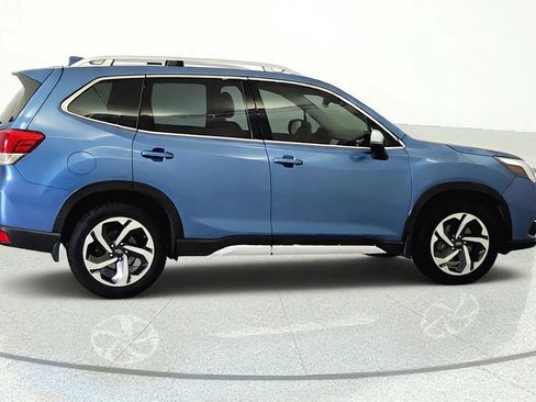 Used 2023 Subaru Forester Touring AWD/4WD image 6
