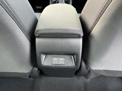 New 2026 Toyota Corolla SE w/ SE Package FWD image 7