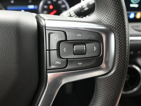Used 2025 Chevrolet Blazer LT AWD/4WD image 24