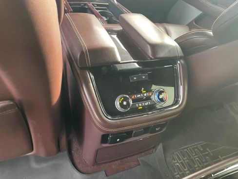 Used 2019 Lincoln Navigator Black Label image 16