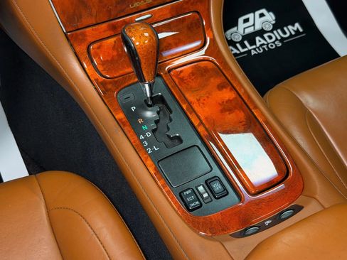 Used 2005 Lexus SC 430 Convertible image 23