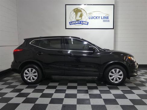 Used 2019 Nissan Rogue Sport S AWD/4WD image 6