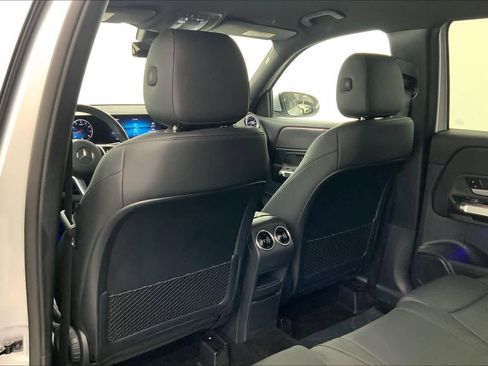 Certified 2022 Mercedes-Benz GLB 250 image 16