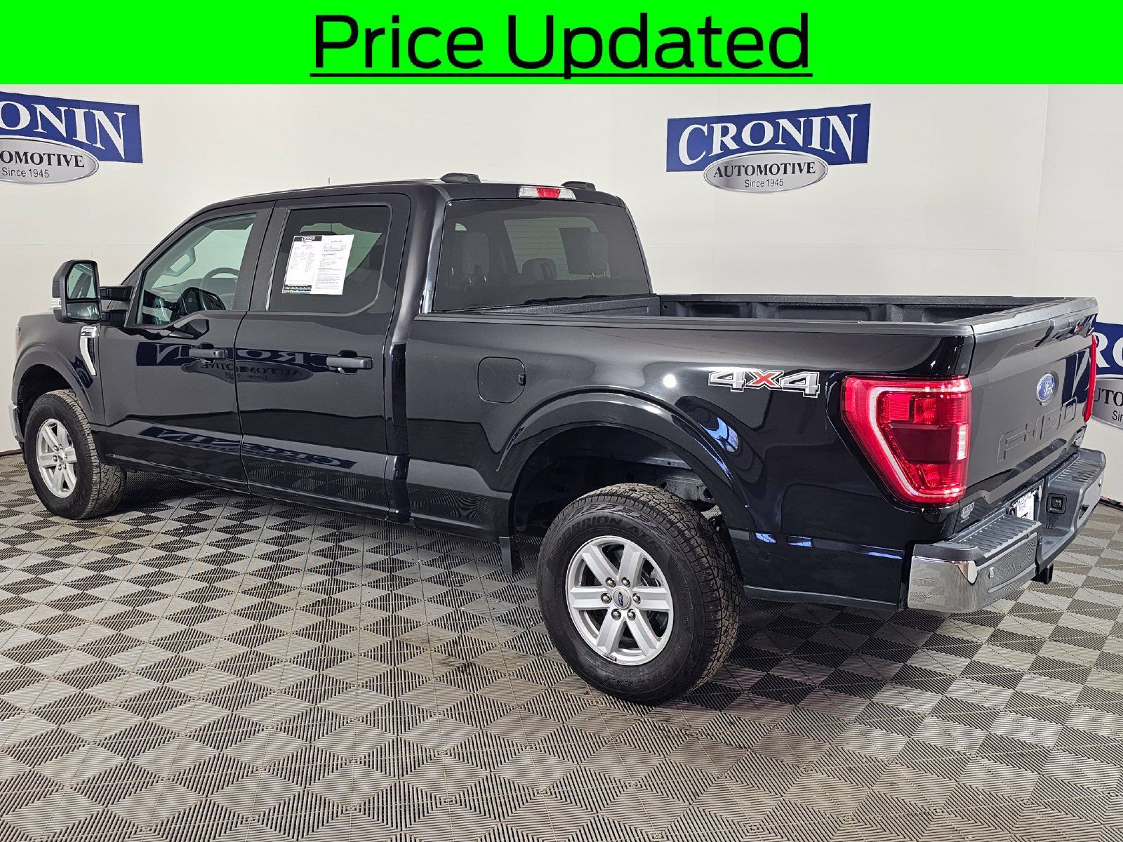 Used 2023 Ford F150 XLT w/ Trailer Tow Package AWD/4WD image 3