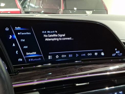 Certified 2023 Cadillac Escalade Premium Luxury AWD/4WD image 28