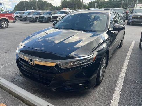 Used 2018 Honda Accord LX image 3