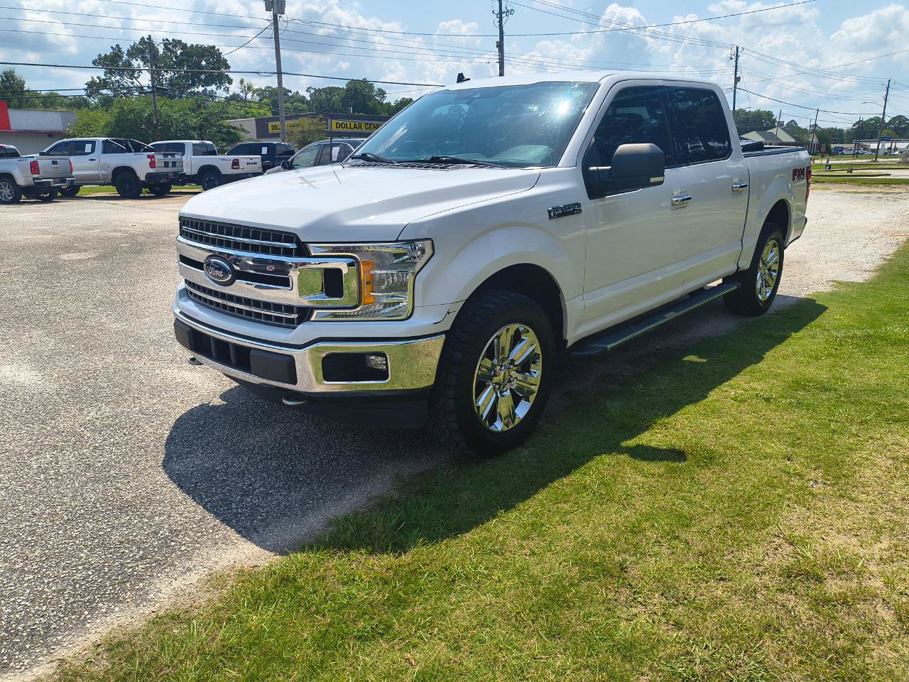 Used 2019 Ford F150 XLT w/ Equipment Group 302A Luxury AWD/4WD image 4