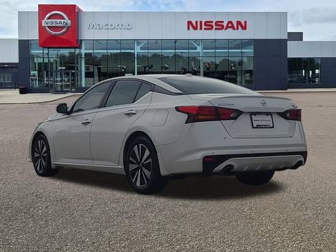 Used 2019 Nissan Altima 2.5 SL FWD image 5