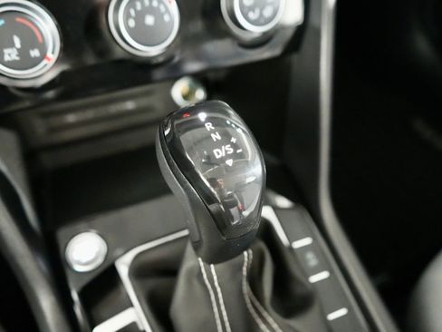 Used 2023 Volkswagen Taos S image 21