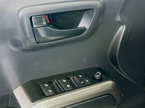Used 2023 Toyota Tacoma SR image 14