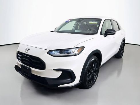 Used 2025 Honda HR-V Sport image 5