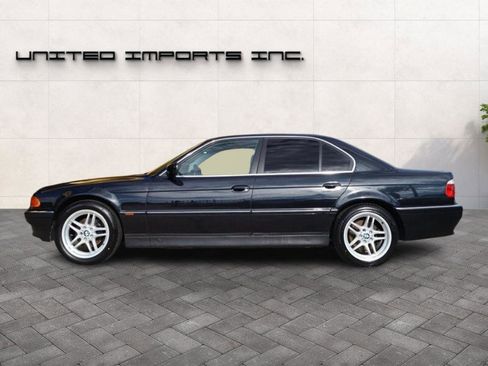Used 1998 BMW 735i image 2