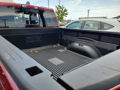 Used 2019 RAM 1500 Big Horn AWD/4WD image 8