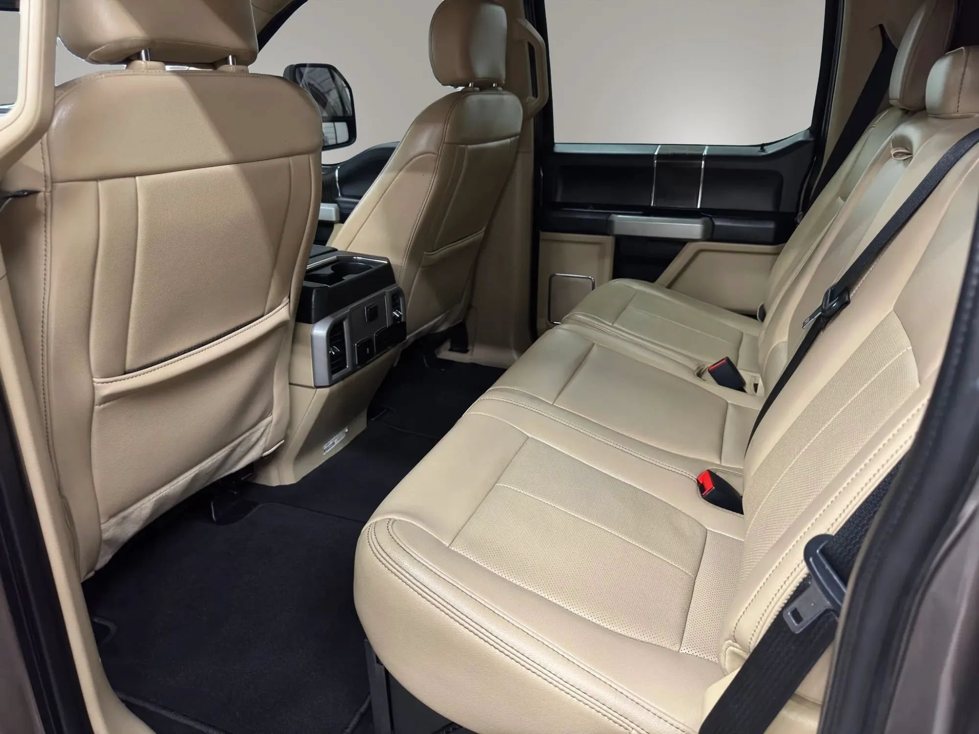 Used 2021 Ford F250 Lariat w/ Lariat Value Package AWD/4WD image 12